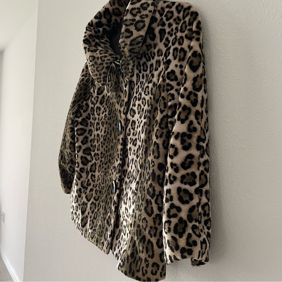 Animal Print Women's Jacket NEw - Picture 14 of 16